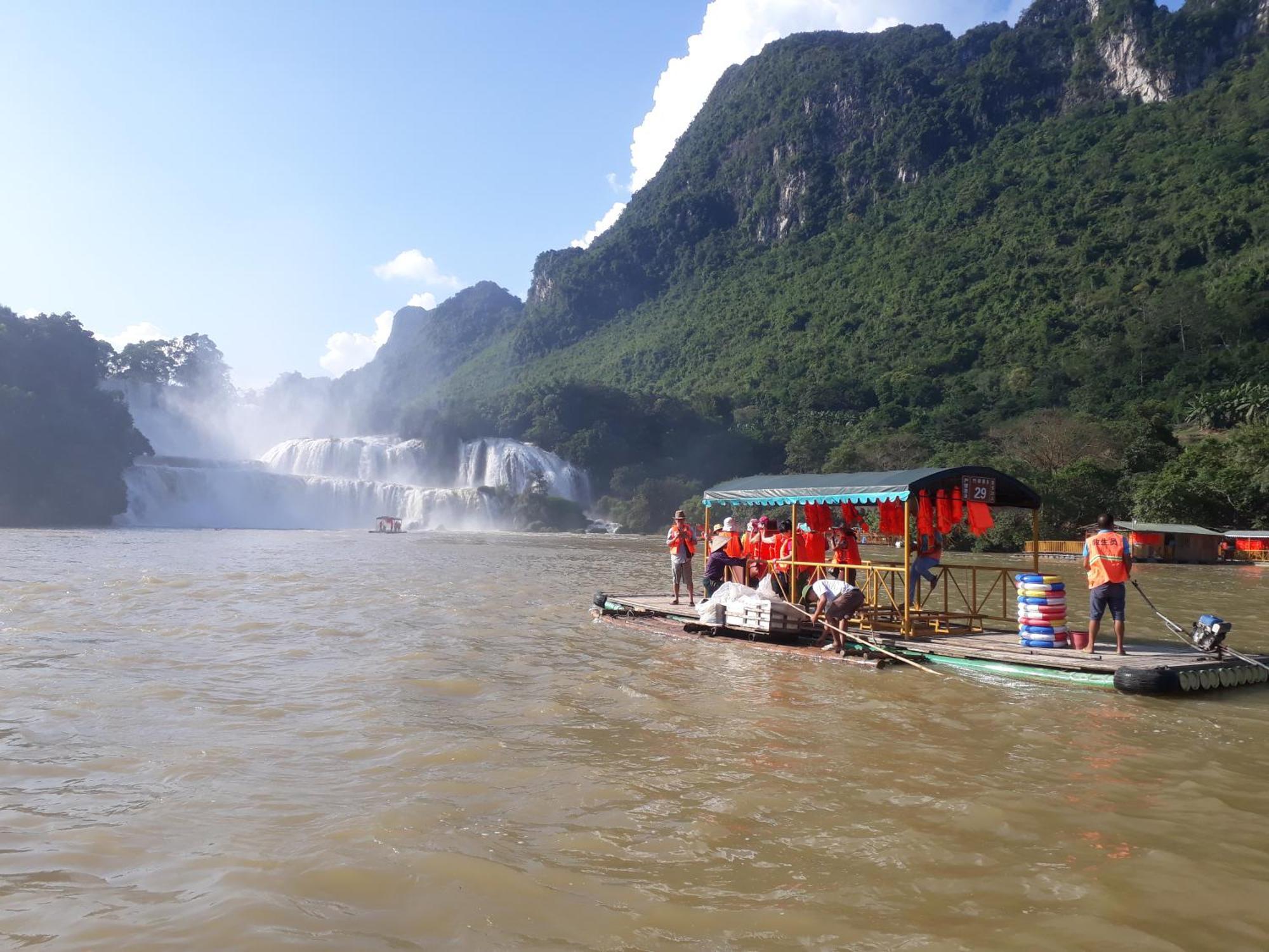 Yến Nhi Bản Giốc Homestay - Nhà sàn đá cổ Cao Bang Exterior foto